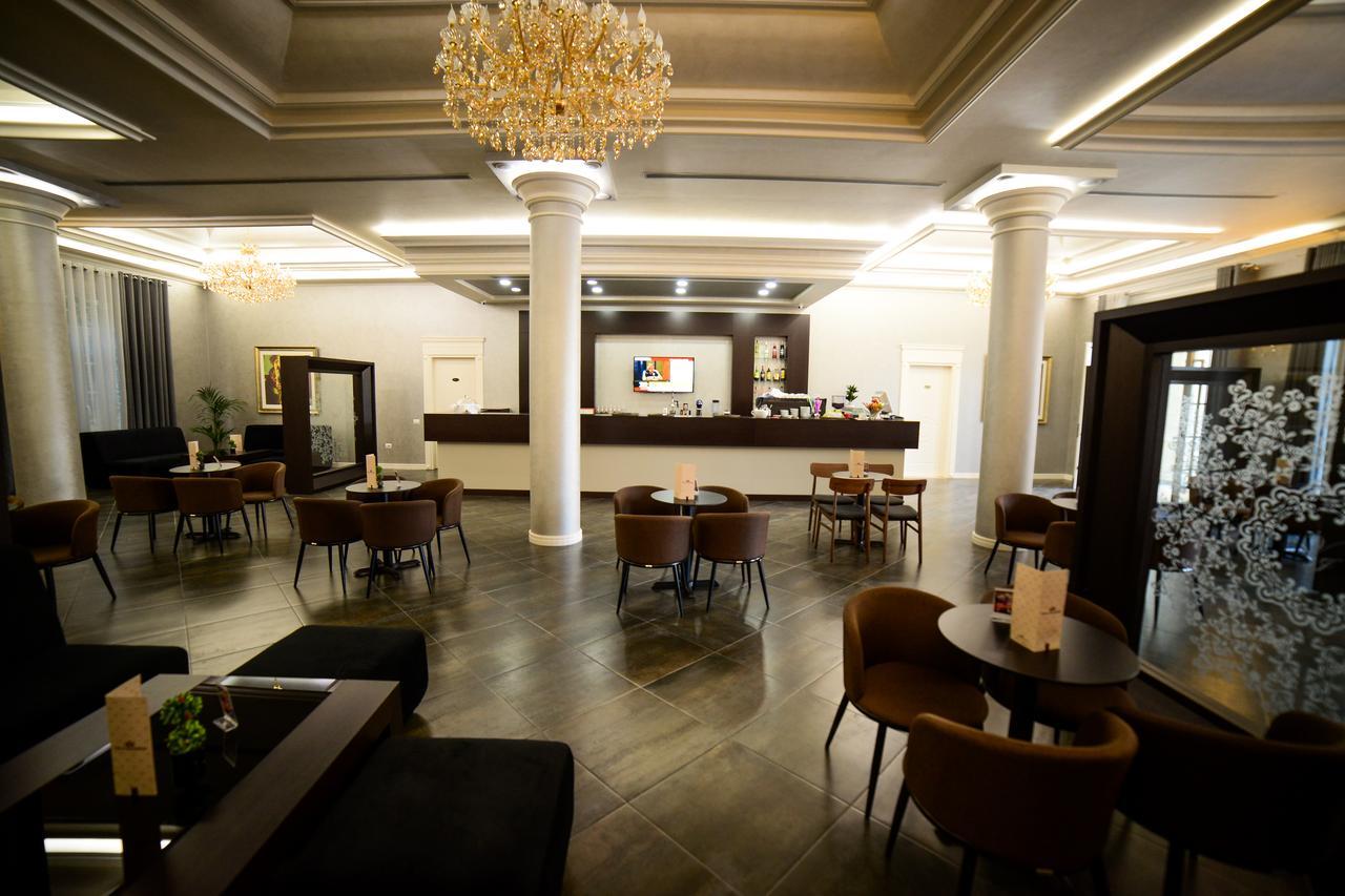 Hotel Vila Imperial Elbasan Exterior foto