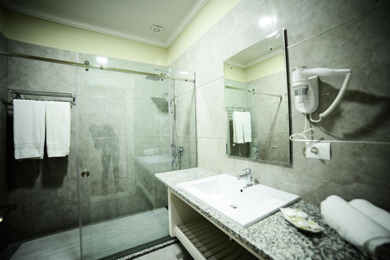 Hotel Vila Imperial Elbasan Exterior foto