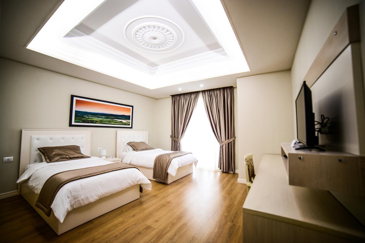 Hotel Vila Imperial Elbasan Exterior foto
